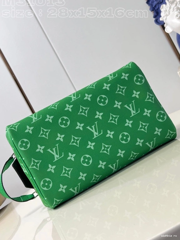 WIS VUITTON DOPP -28*15*16.5CM KIT LOUIS 0821